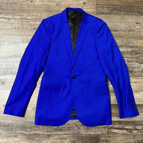 Hockerty custom suit - Picture 1 of 11